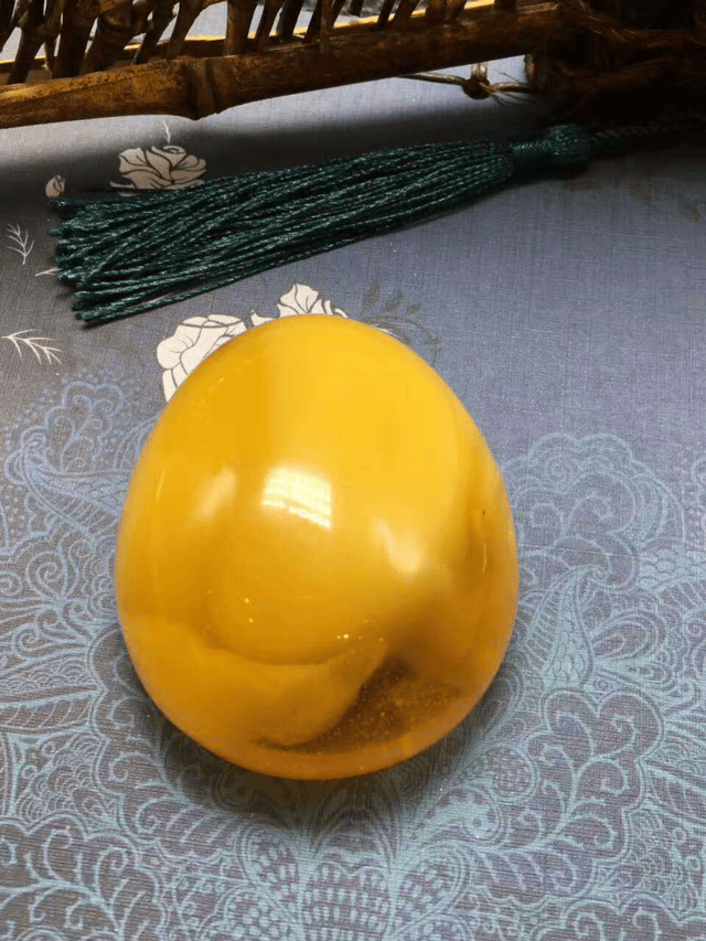 做工好的蜜蜡越有收藏价值