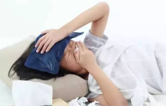 大人口疮会传染小孩吗_小孩口疮(3)
