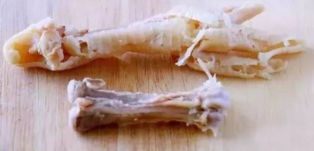 无骨鸡爪到底是怎么去骨的？