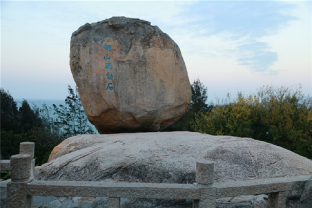 高登岛,夫高登,高君雨_大山谷图库