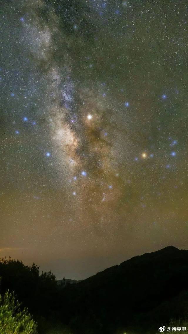 在云南纯净的星空下,来一场心灵放逐