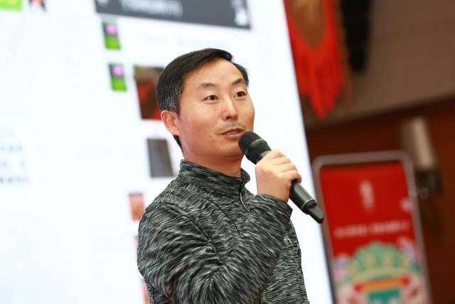 无论是肆拾玖坊总裁——麻辣大侠麻劲松带来的精彩演讲 还是销售团队
