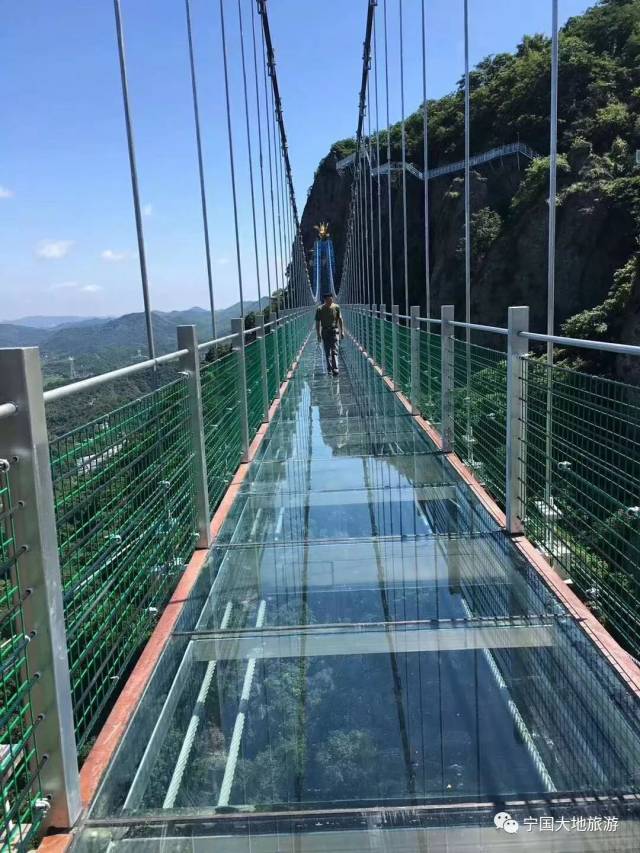 31飞龙在天玻璃桥首度面世,芜湖繁昌马仁奇峰,玻璃