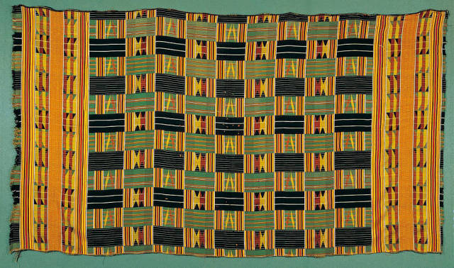 非洲有一种有着复杂花纹的漂亮纺织品——肯特布.