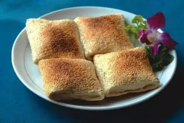 鹿泉美食,老少皆宜 六街烧饼 鹿泉正在发生翻天覆地的变化 这样的