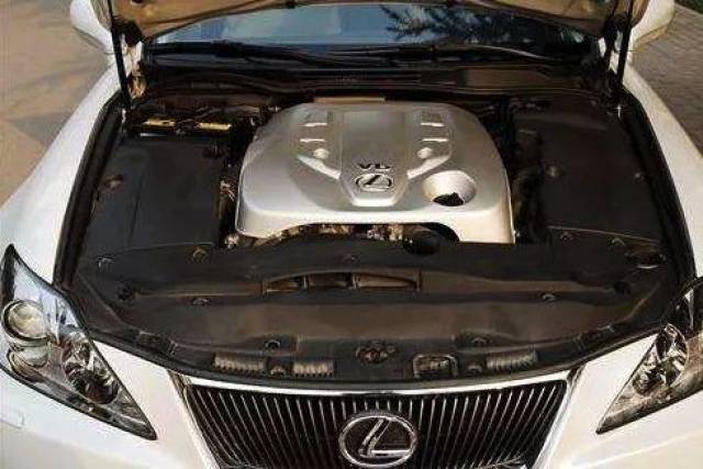 都吐槽沃尔沃XC60比奔驰GLC还贵 但你们可以