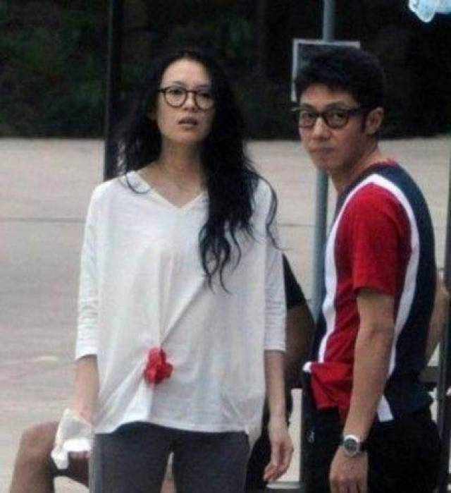 章子怡沙滩艳照门事件男主染上艾滋病,网友:多谢当年不娶之恩!