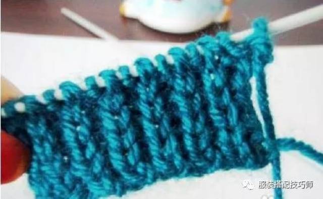 穿衣搭配:围巾的各种织法和织围巾教程,让你快速学会织围巾