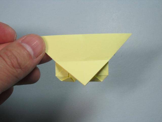 儿童手工折纸:简单的爱心书签折纸步骤图解