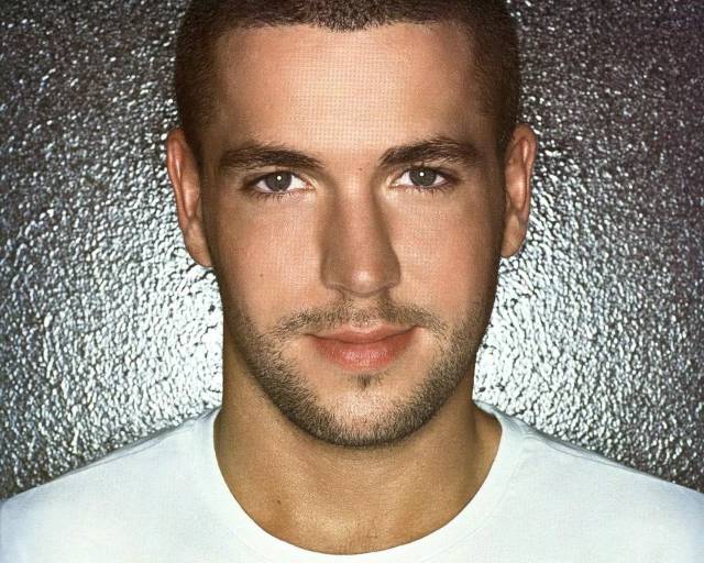 昔日男神shayne ward 爆肥成熊!