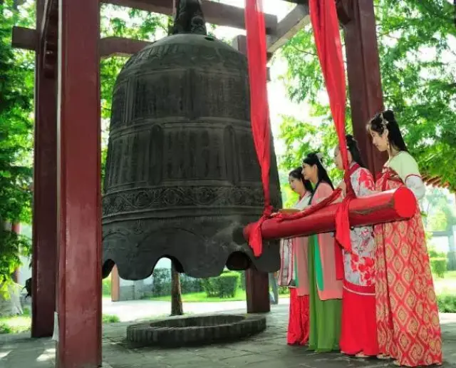 洛阳灵山寺:千年古刹,暮鼓晨钟