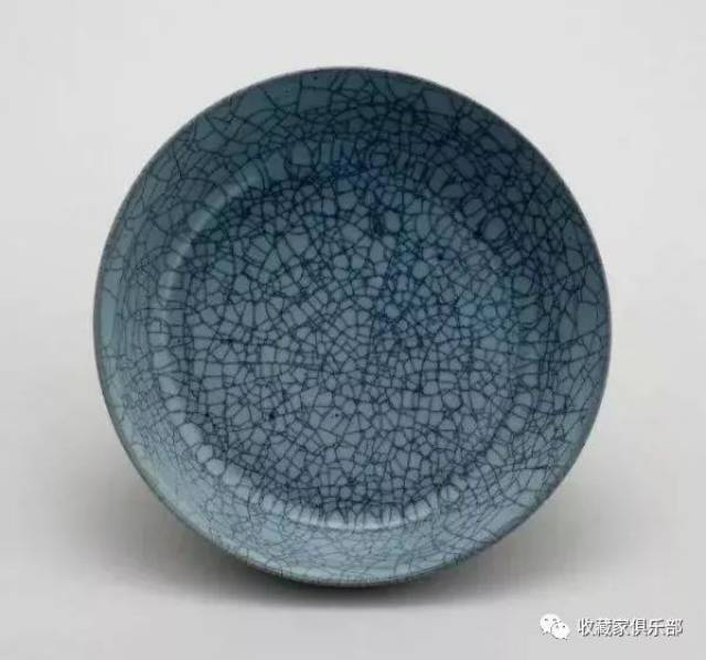 这个英国人:当年在中国收购了12件汝窑瓷 现值20个亿