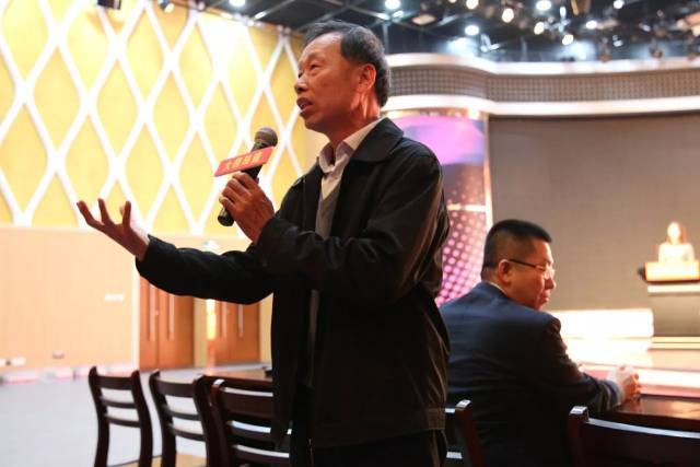 潘鸿权 原自治区政协副主席,电影《龙窖》总顾问