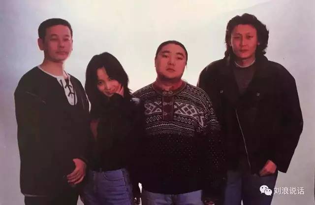 064 周韧:中国另类摇滚先驱,曾组建锈铁,红烧肉乐队,1996年发行的
