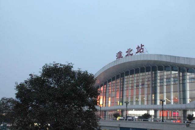 淮北百岁老人乘坐首趟进京高铁,感受家乡美好变化