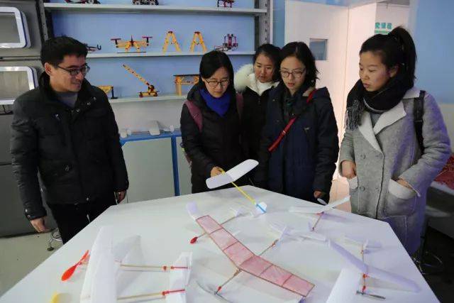 【开济|校本培训】走进名校 感受课程魅力 --解