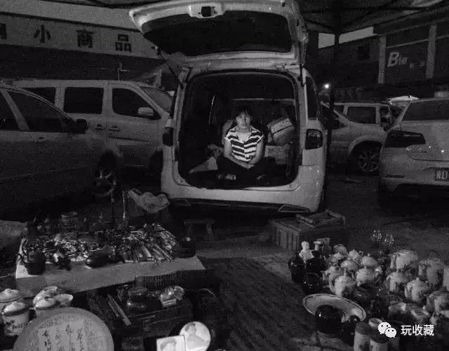 鬼市,一个民间收藏家捡漏暴富基地?
