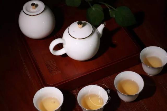 请朋友喝茶,这4大礼仪你都知道吗?