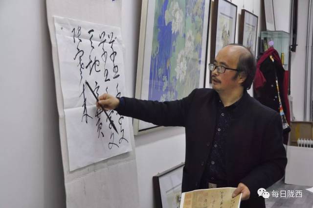 刘长顺,字友义,笔名广泉生,甘肃陇西人.