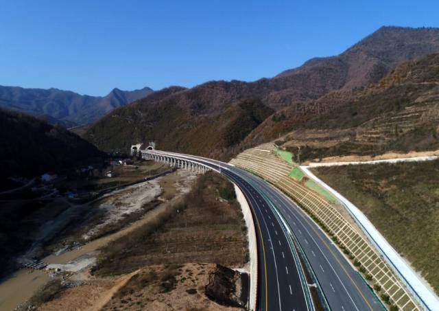 宝汉高速坪坎至汉中段通车 汉中-留坝40分钟