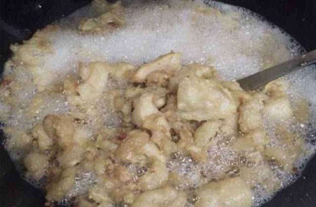 熬锅羊油钓鱼,效果不赖,钓得鲫鱼鲤鱼真不少!-诺亚名渔