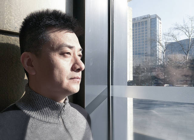"说话的人是孙冕,《新周刊》创始人.