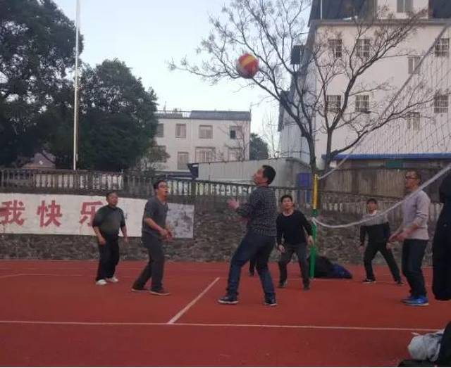 池州市东至县昭潭镇中心学校多措并举 强化学校体育工作