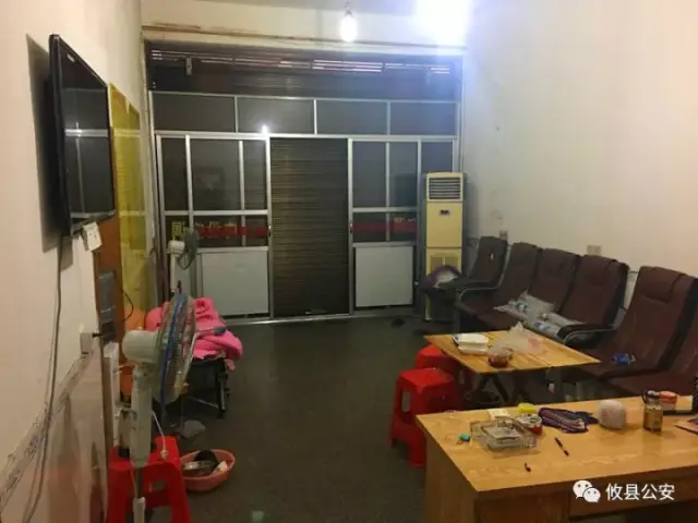 攸县重庆时时彩彩票店老板自己中彩了…