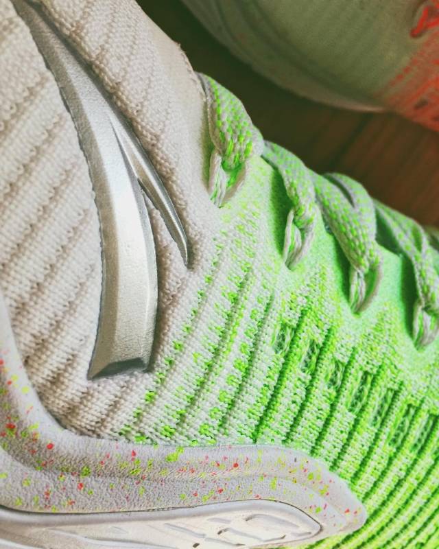 球鞋评测:ANTA KT3汤普森3代