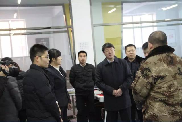双鸭山市副市长楼中梁莅临四达中俄国际贸易中心视察元旦春节安全生产
