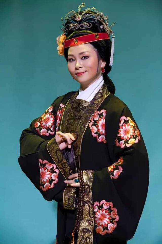 好戏连台,宁波小百花越剧团走进象山剧院