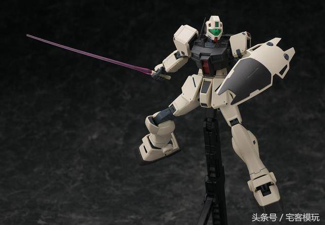 转帖:11区测评系列 mg rgm-79g 吉姆指挥官型(殖民地仕样)