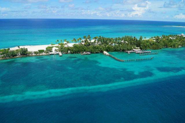 巴哈马--全球黑人国家里最发达的,旅游资源丰富,还对中国免签!