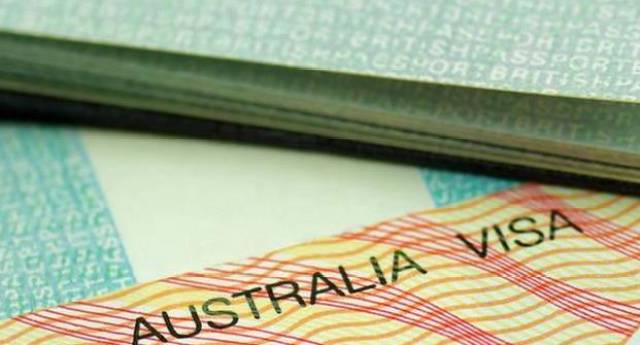 旧护照页数用完换了新护照,对原来的澳大利亚