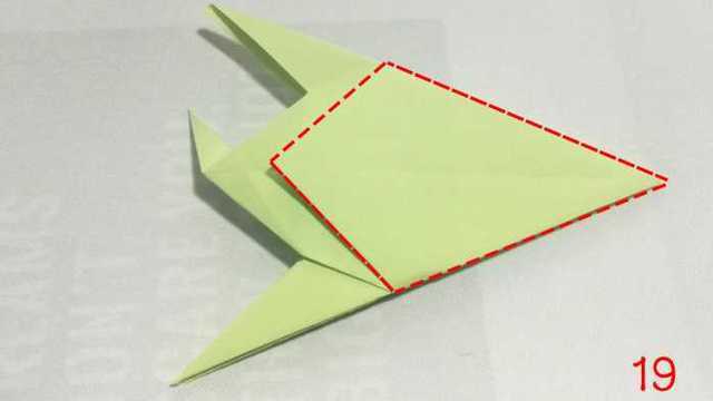 手工折纸: 教大家一款简单的折纸小金鱼, 可爱的折纸教程图解