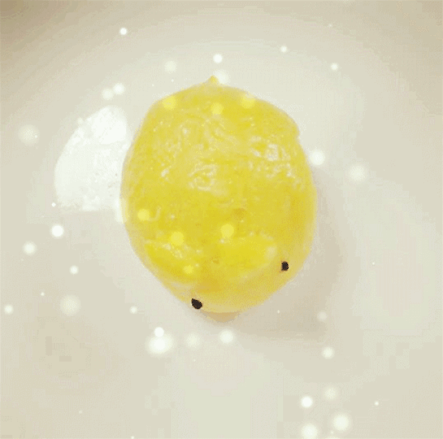 肉丁 手撕包白 土豆蛋花汤 香米饭 午点:赣南橙拼红提 晚餐:珍珠肉丸