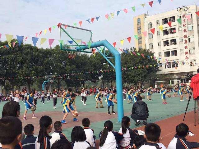 望牛墩实验小学十周年啦!校友快点进来打个招呼吧!