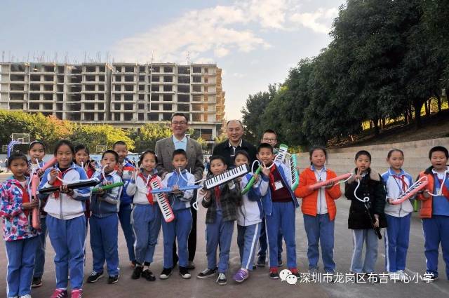 相互交流学习 共促两校发展——布吉中心小学积极开展