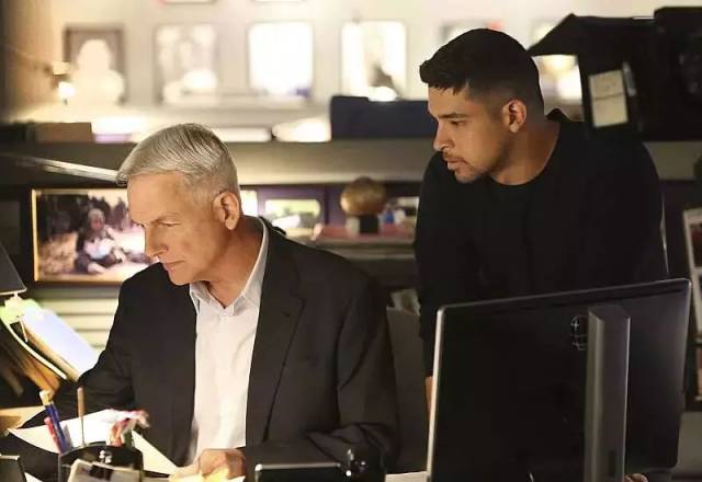 ncis 预计播出时间:2018年1月3日(冬歇回归 主演 马克·哈蒙 尚恩