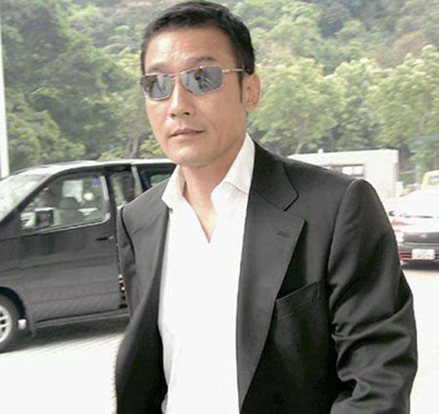 影帝梁家辉,2006年酒后驾车,因屡教不改,香港法院判处梁家辉监禁两个