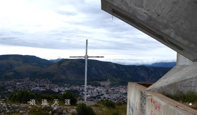 波斯尼亚美女让人惊呆