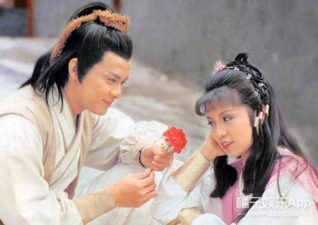 还记得83版《射雕英雄传》中的郭靖吗?他现在长这样!