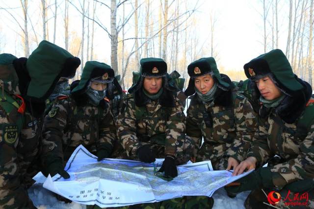 高清:武警森林部队零下30°极寒天气练兵磨砺血性