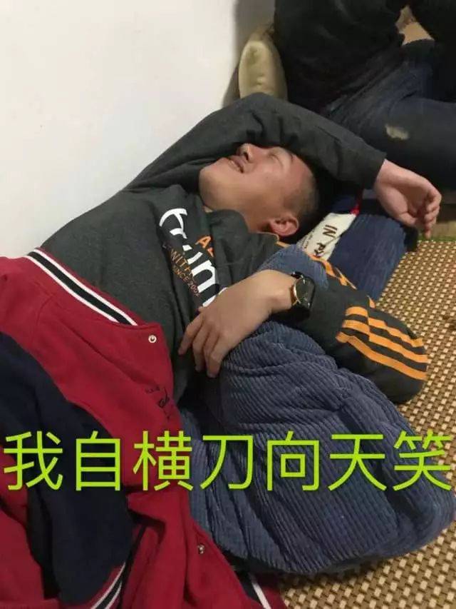 觉得你的微信名字超级妙啊哈哈哈,你之前居然认不出我们谁是学姐谁是