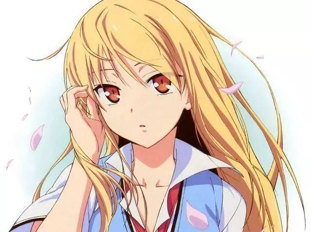 能够仅靠一次眼神的交错就将男性俘获的魔鬼般的魅力,不过也是异色瞳