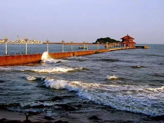 这一地标性建筑, 是来青岛必看必到的景点之一.