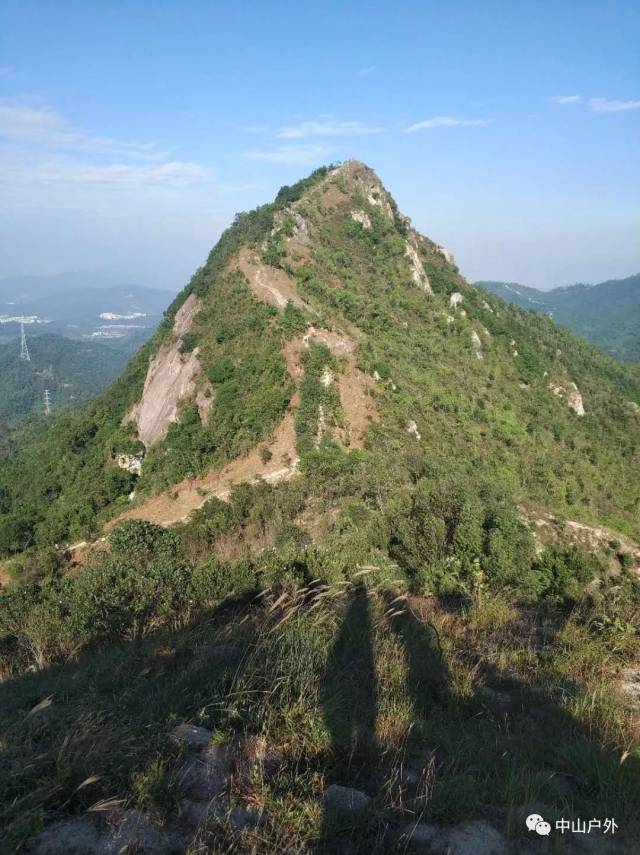 1月13日第五届中山户外年会兵哥登山队——登丫髻山