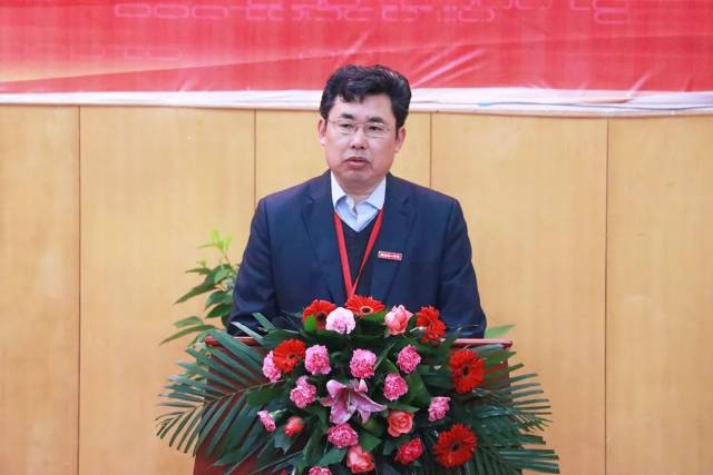 岳阳市副市长李为,岳阳市文广新局局长费荣新,湖南理工学院校长卢先明