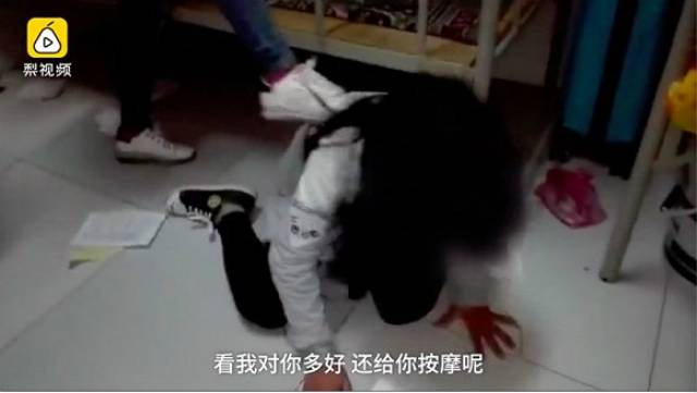 宿舍初中女生内遭7名初中怀疑掌掴因被抽烟踩踏举报同学团员申请书800字图片