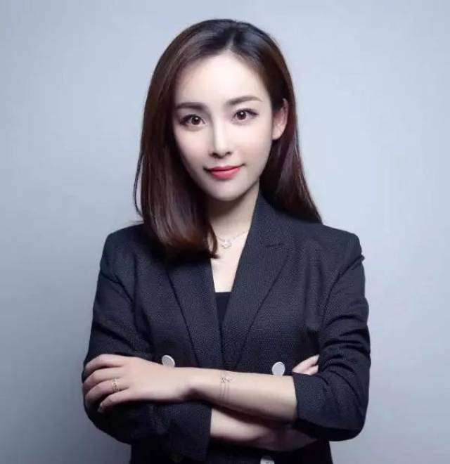 又一个温州大美女出名了!长得真漂亮!